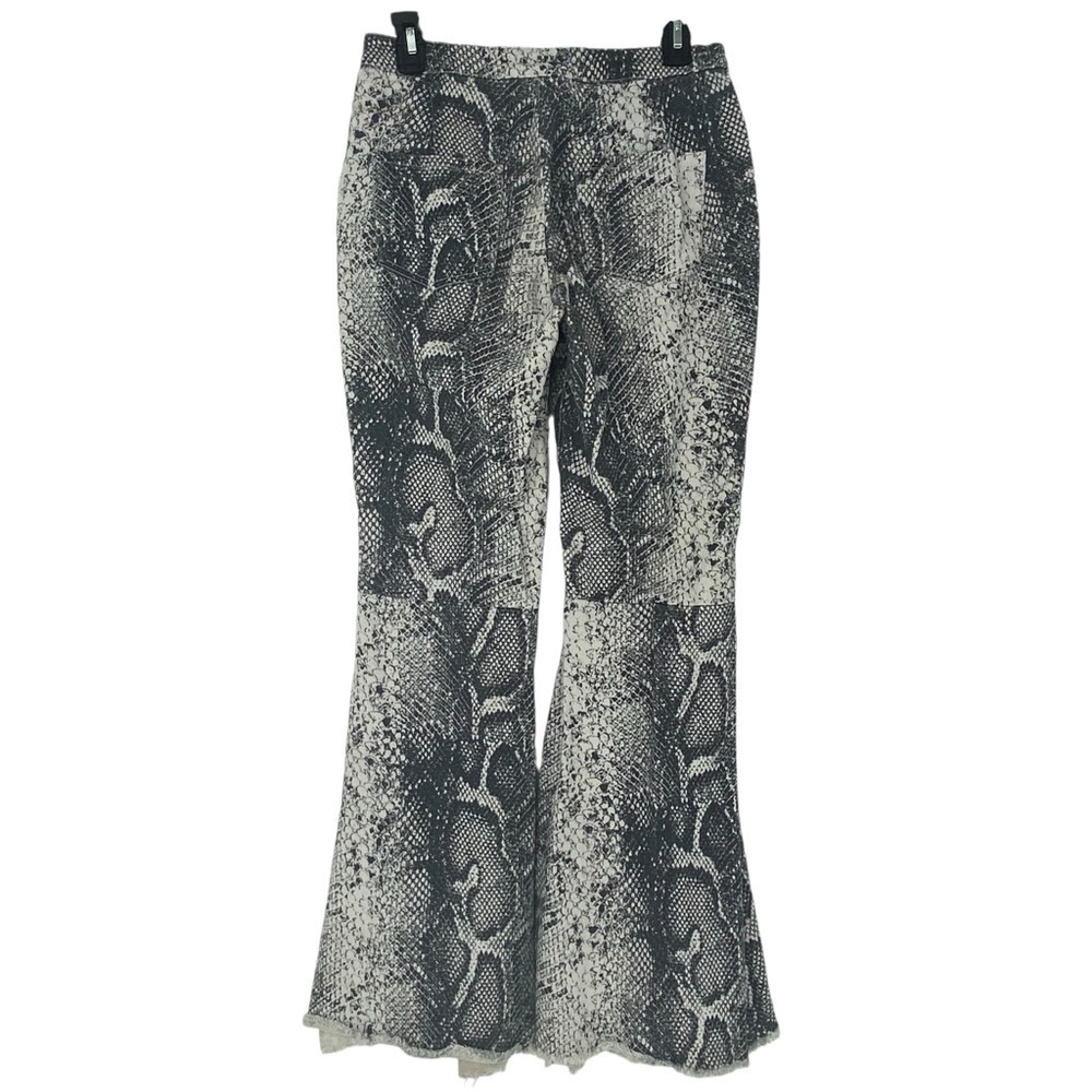 Peach Love California snake skin print stretchy bellbottom pants high waist - Picture 2 of 11